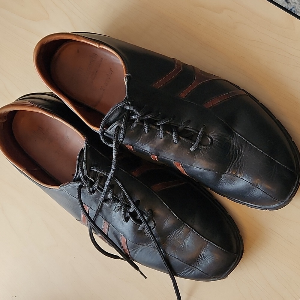 Allen Edmonds Casual Traveler Lace Up Sneaker